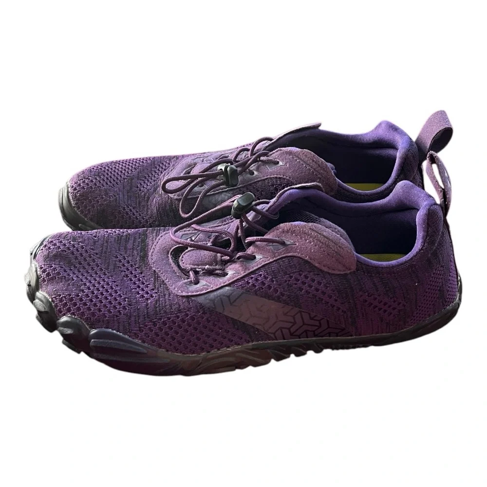 Sports brand purple sneakers